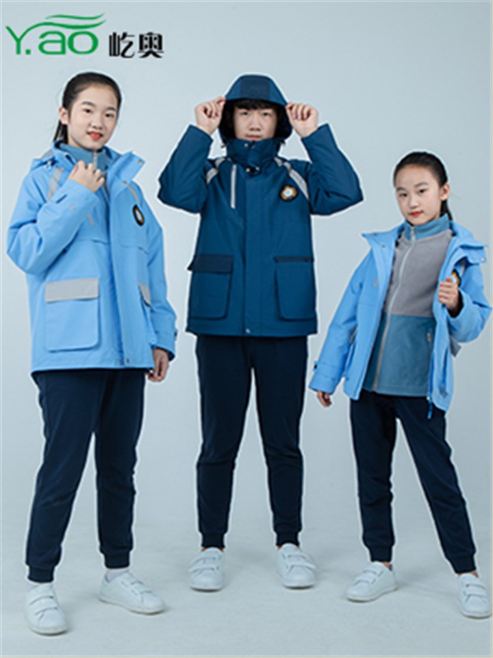 冬季校服冲锋衣加工定制厂家